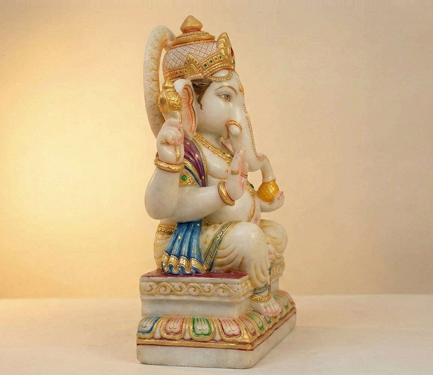 Handgefertigte Ganesha-Statue aus weißem Marmor